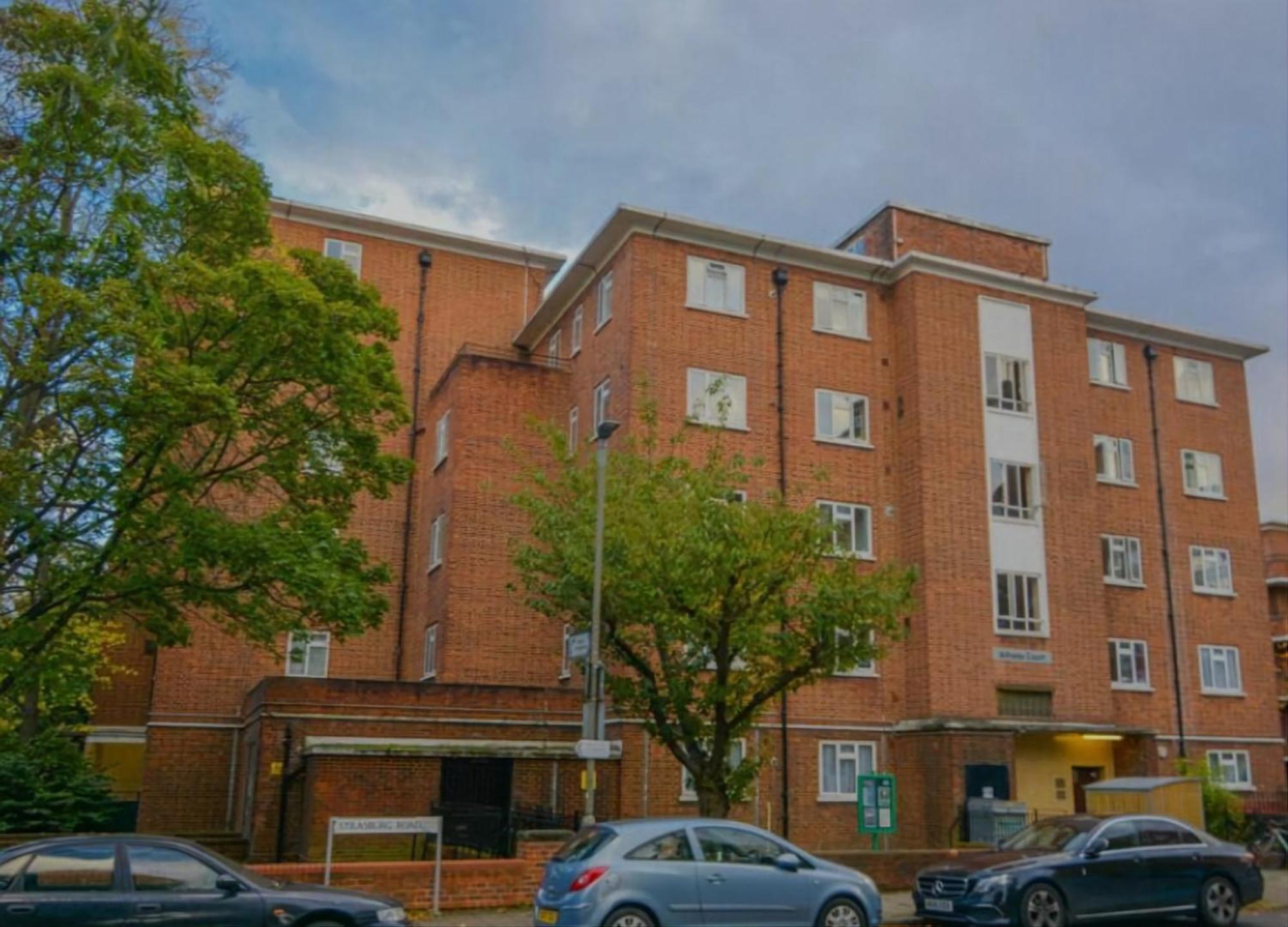 Spacious Two Bedroom Apartment In Battersea, Free Parking 伦敦 外观 照片