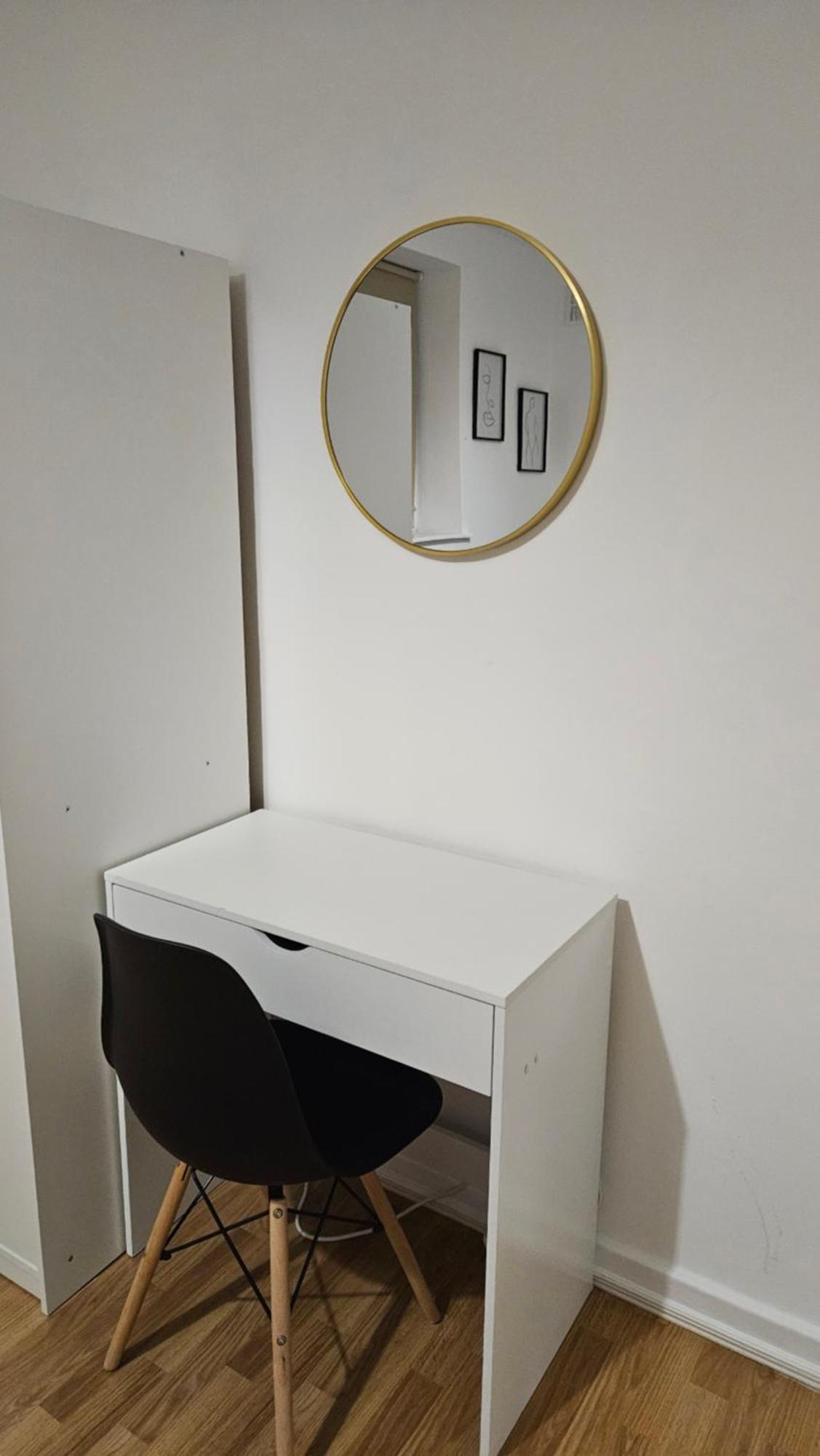 Spacious Two Bedroom Apartment In Battersea, Free Parking 伦敦 外观 照片