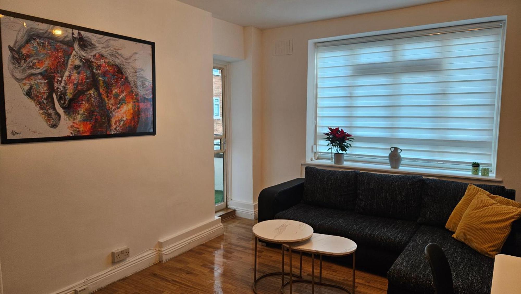 Spacious Two Bedroom Apartment In Battersea, Free Parking 伦敦 外观 照片